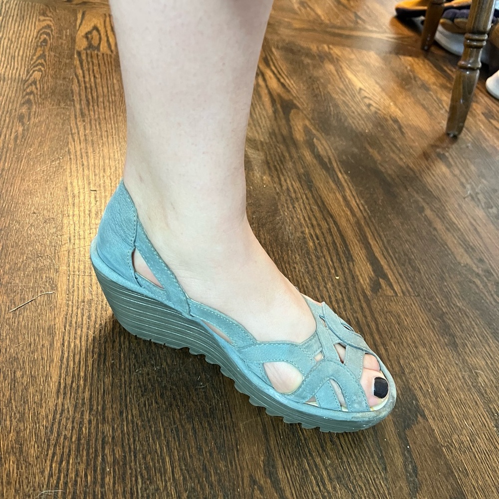 Fly London Yadi wedge heel